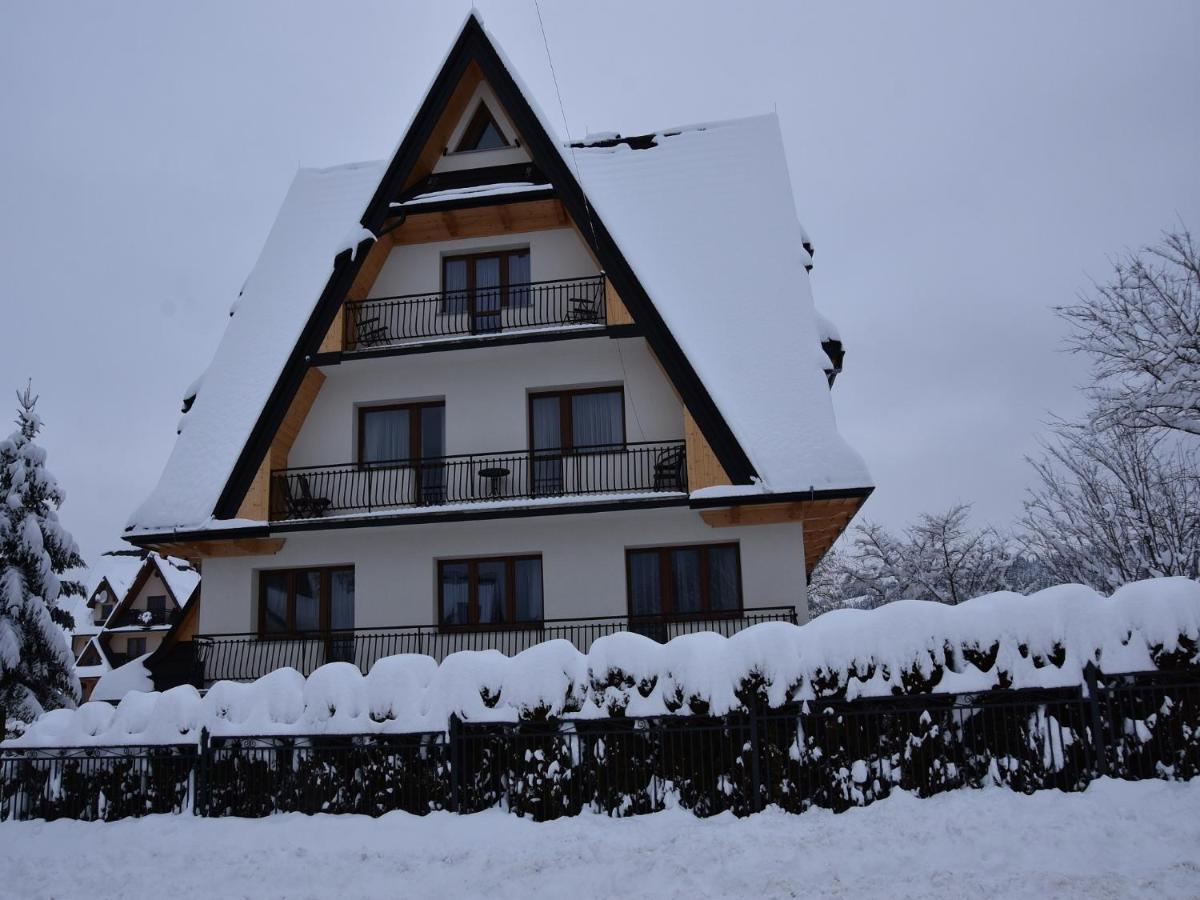 Pokoje Goscinne Budzowie Czarna Gora Exterior photo