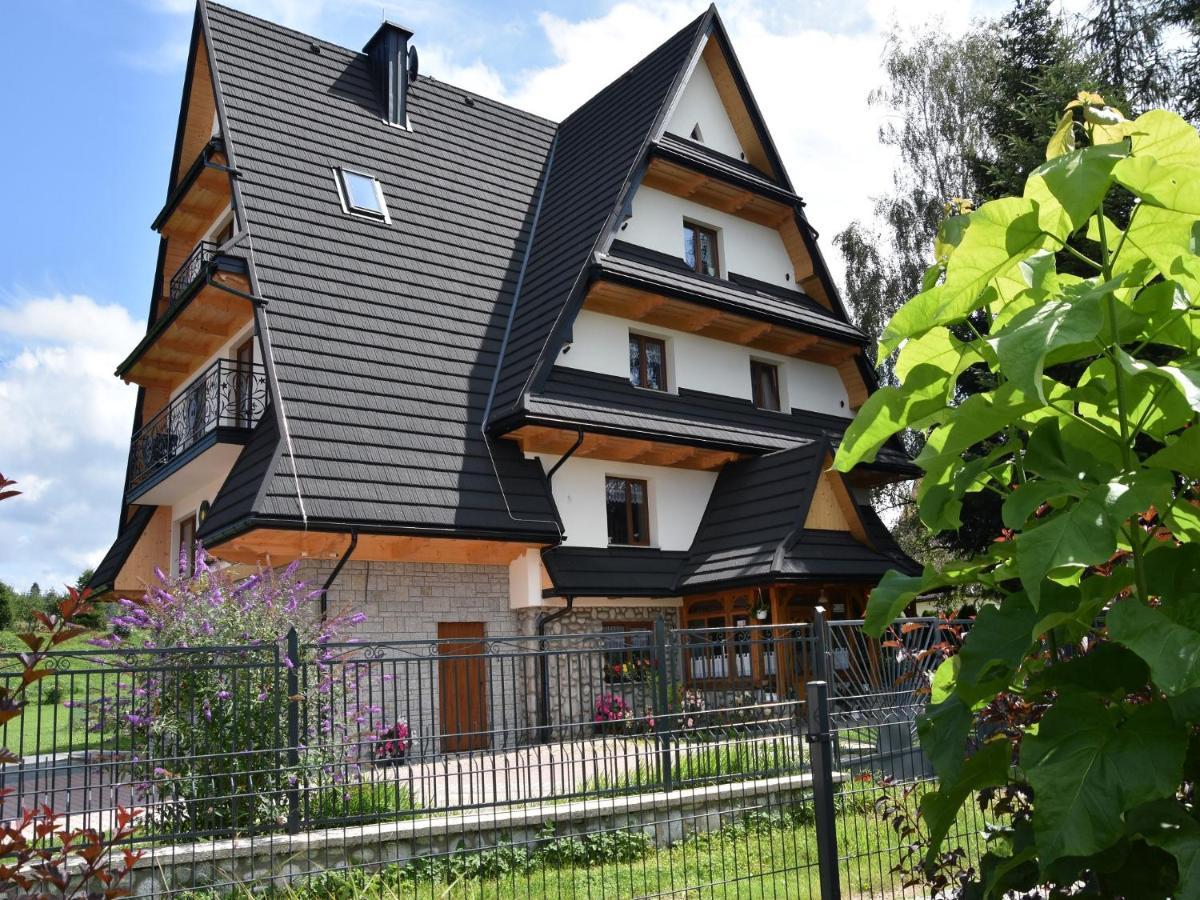 Pokoje Goscinne Budzowie Czarna Gora Exterior photo